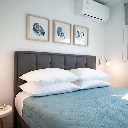 Rhodes Sunset House *