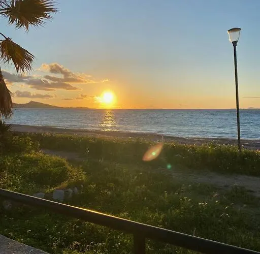 Rhodes Sunset House *